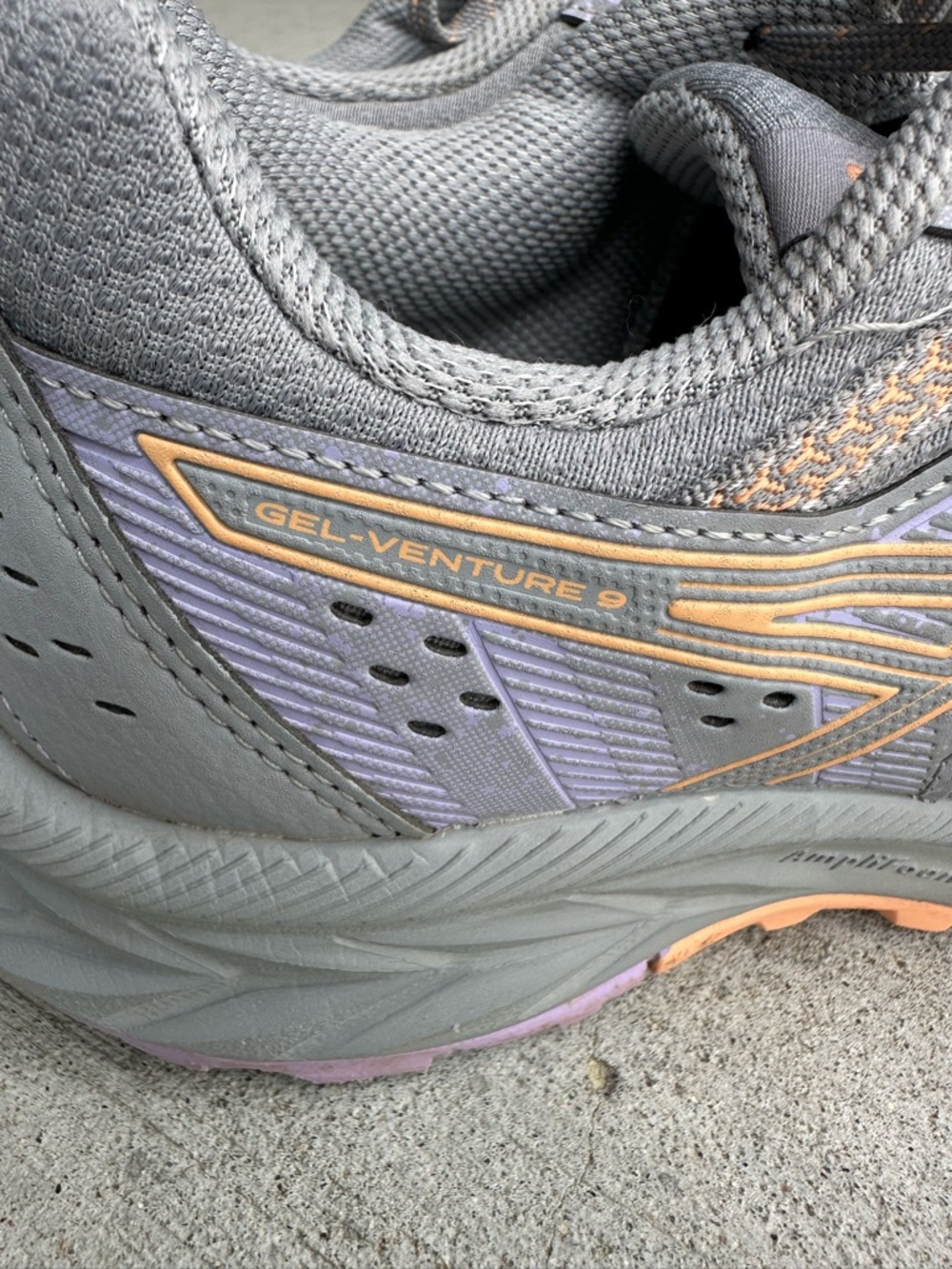ASICS Women's Gel Venture 9 Grey Walking Shoes with Lavender Accents - Picture 2 of 11